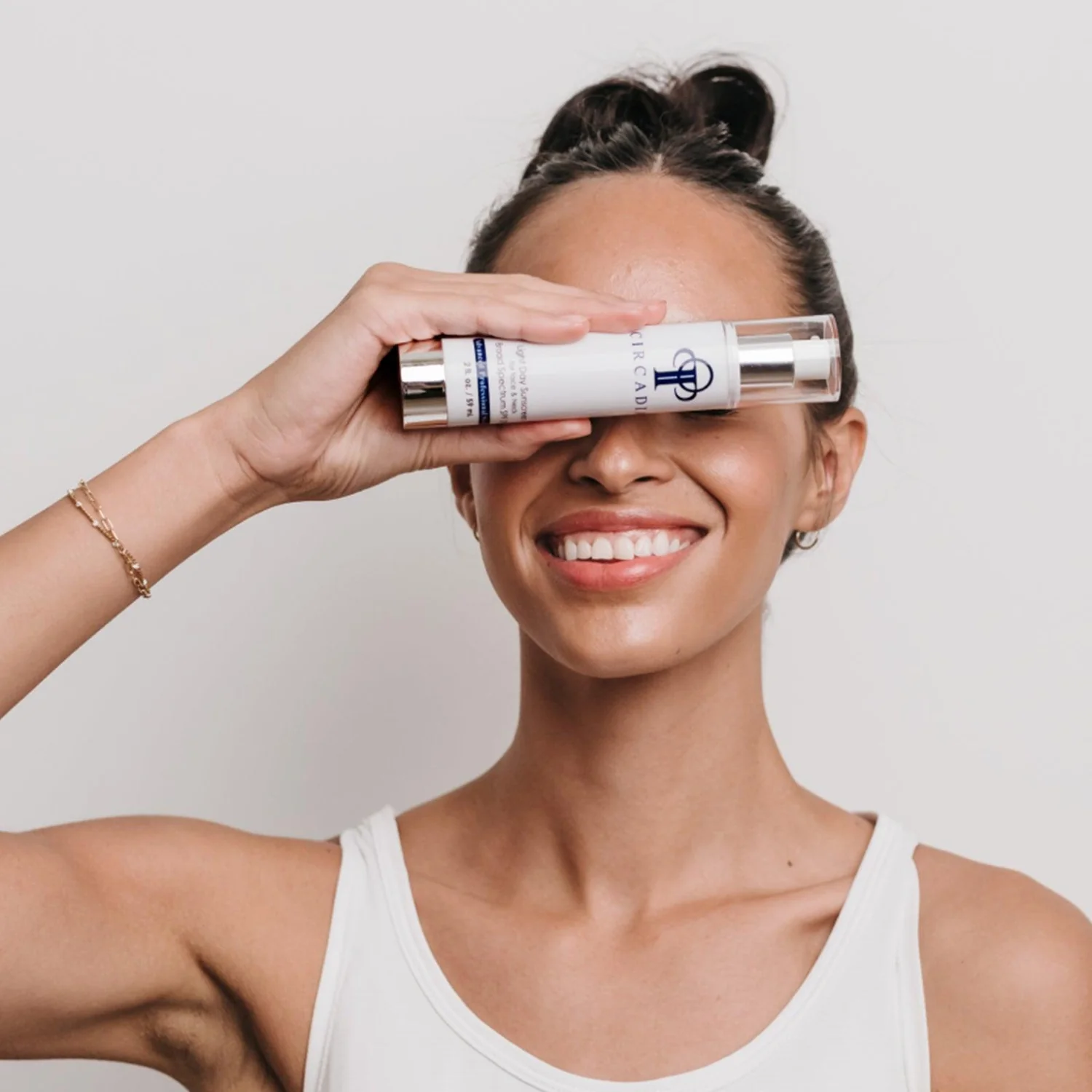 Light Day Sunscreen Broad Spectrum SPF 37 - Image 2